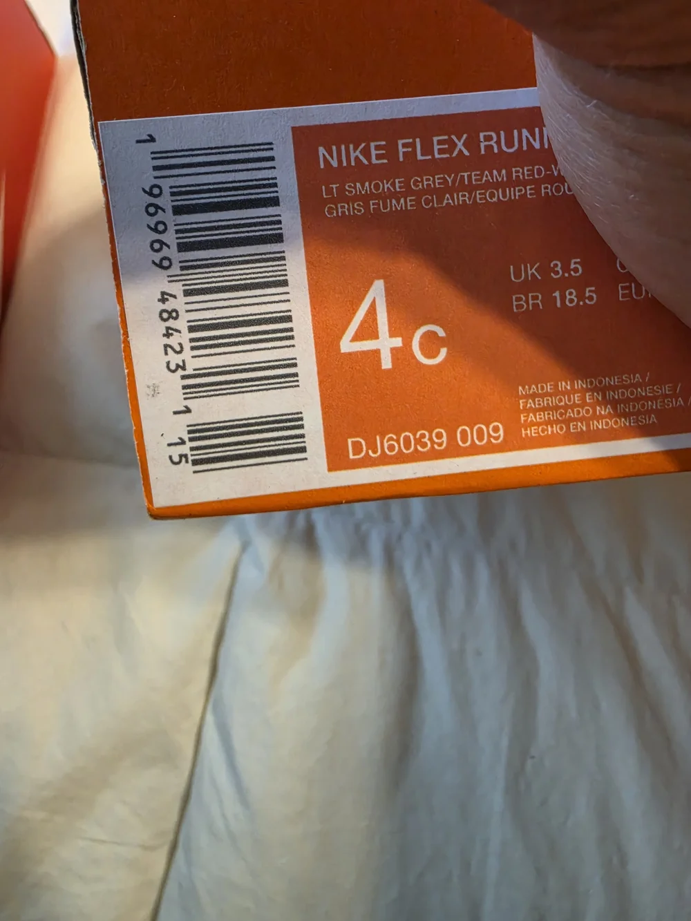 Nike easy slip
